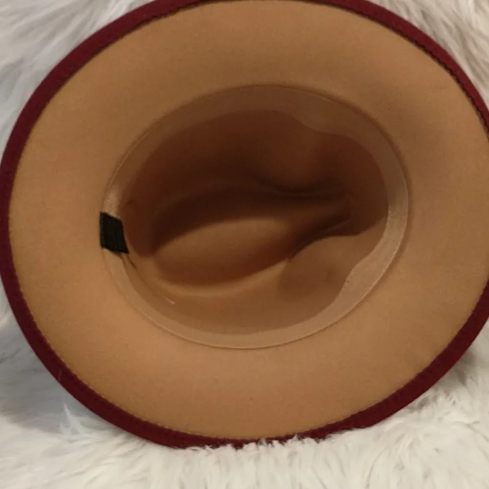 Fedora beet / tan